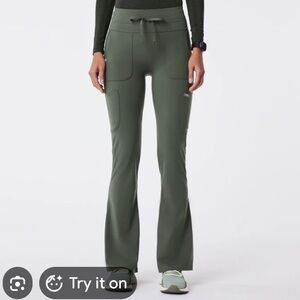 Figs High Waisted Seville Flare ScrubLegging